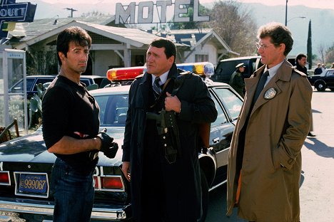 Sylvester Stallone, Art LaFleur, Andrew Robinson - Die City Cobra - Filmfotos