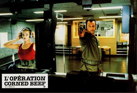 Isabelle Renauld, Jean Reno - L'Opération Corned Beef - Lobby Cards
