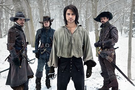 Santiago Cabrera, Tom Burke, Luke Pasqualino, Howard Charles - Los mosqueteros - Promoción