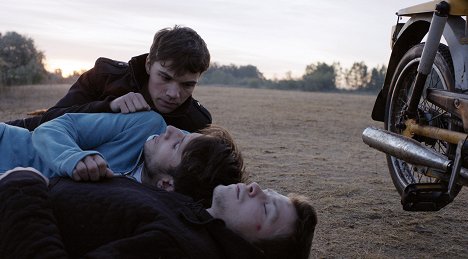 Sebastian Urzendowsky, András Sütő, Ádám Varga - La Contrée des orages - Film