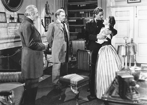 Arthur Kennedy, Errol Flynn, Olivia de Havilland - De dog med stövlarna på - Kuvat elokuvasta