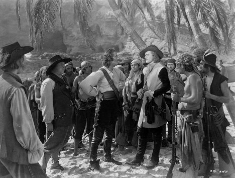 Guy Kibbee, Basil Rathbone, Errol Flynn - Captain Blood - Z filmu