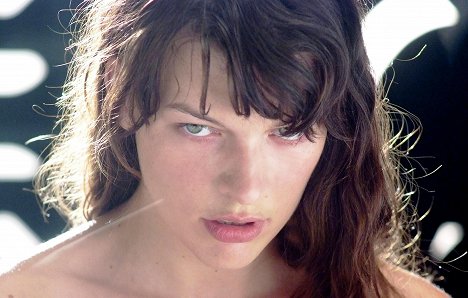 Milla Jovovich - Die vierte Art - Filmfotos