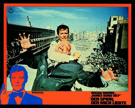 Roger Moore, Milton Reid - The Spy Who Loved Me - Lobby Cards