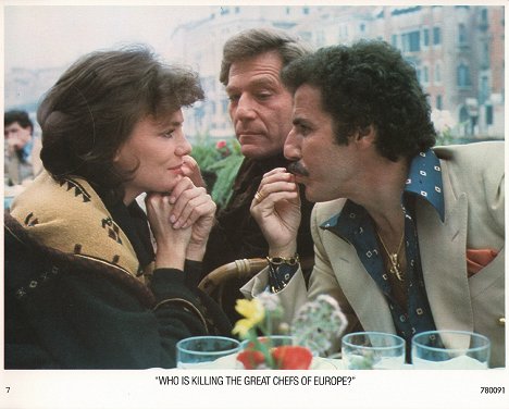 Jacqueline Bisset, George Segal, Stefano Satta Flores - Too Many Chefs - Lobby Cards