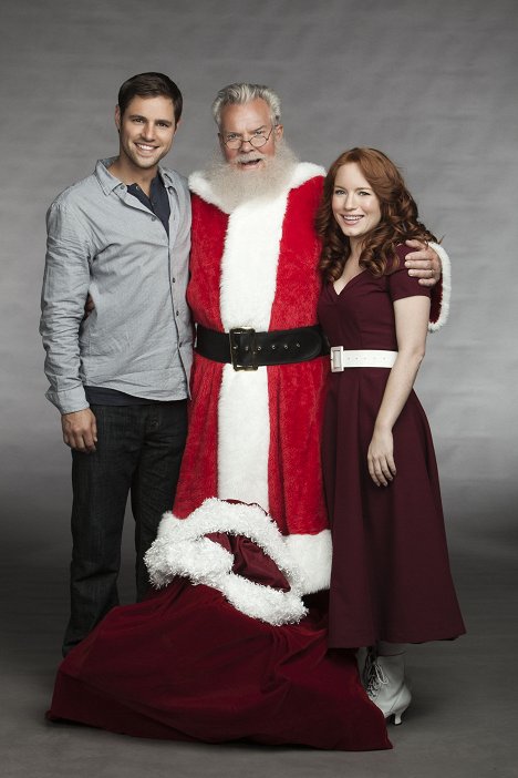 Sam Page, Peter Jason, Maria Thayer - Annie Claus is Coming to Town - Promo