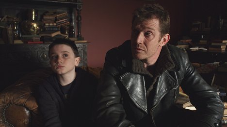 Larry Mills, Jason Flemyng - Lost Christmas - Photos