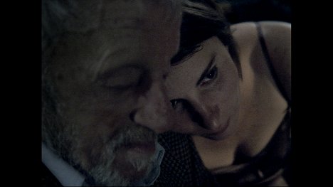 Francisco Moron, Anne Chrétien - 77 Doronship - De la película