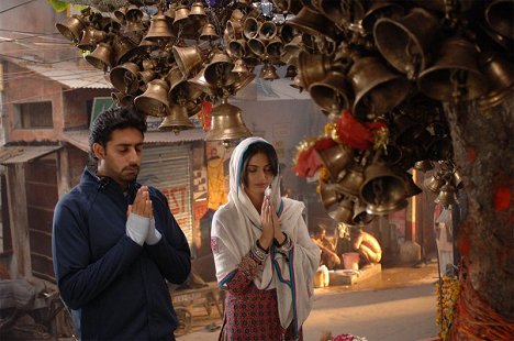Abhishek Bachchan, Sonam Kapoor - Delhi-6 - De la película