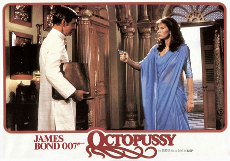 Louis Jourdan, Maud Adams - Octopussy - mustekala - Mainoskuvat