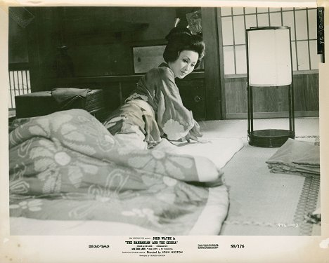 Eiko Ando - The Barbarian and the Geisha - Lobby Cards