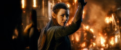 Evangeline Lilly - The Hobbit: The Battle of the Five Armies - Photos