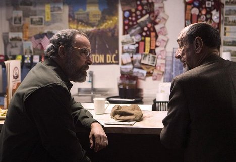 Mandy Patinkin, F. Murray Abraham - Homeland - Broken Hearts - Photos