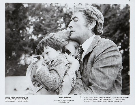 Harvey Stephens, Lee Remick, Gregory Peck - The Omen - Lobby Cards