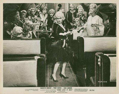 Marilyn Monroe, Joan Shawlee - Con faldas y a lo loco - Fotocromos