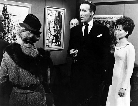 Christopher Lee, Isla Blair - O Comboio Fantasma - De filmes