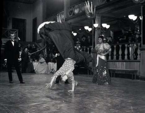 Walter Crisham, Katherine Kath, Muriel Smith - Moulin Rouge - Filmfotos