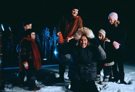 Johnny Galecki, Randy Quaid, Chevy Chase, Ellen Latzen, Juliette Lewis - National Lampoon's Christmas Vacation - Photos