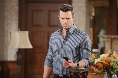 Eric Martsolf - Days of Our Lives - Van film