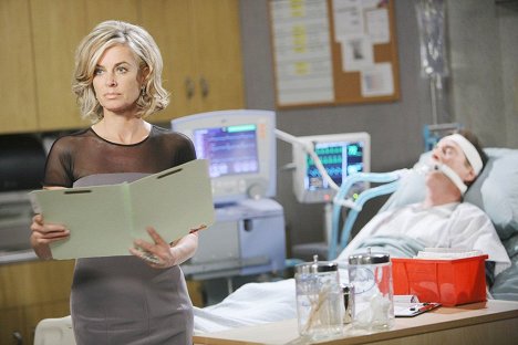 Eileen Davidson - Days of Our Lives - Photos