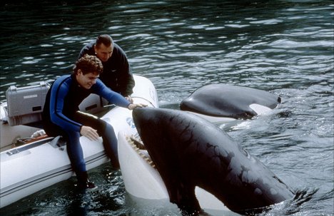 August Schellenberg, Jason James Richter, a orca Keiko - Free Willy 3: The Rescue - Do filme