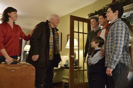 Molly Parker, Bruce Dern, Rick Roberts, Peter DaCunha, Wesley Morgan, Zachary Gordon - Pete's Christmas - Filmfotók