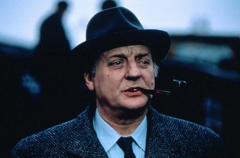 Bruno Cremer - Maigret - Maigret a Fantom - Z filmu