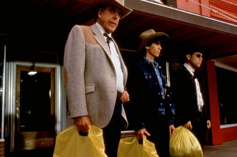 Fred Gwynne, Lou Diamond Phillips, Rubén Blades - Disorganized Crime - Filmfotos