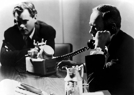 Larry Hagman, Henry Fonda - Angriffsziel Moskau - Filmfotos