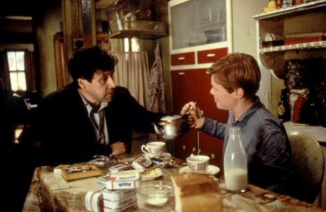 Stephen Rea, Eamonn Owens - Butcher Boy - Der Schlächterbursche - Filmfotos