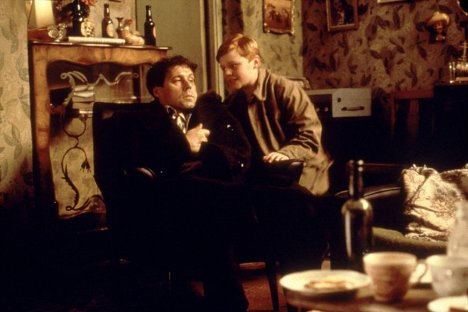 Stephen Rea, Eamonn Owens - Butcher Boy - Der Schlächterbursche - Filmfotos