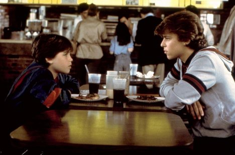 Corey Haim, Christopher Collet - Un extraño en casa - De la película