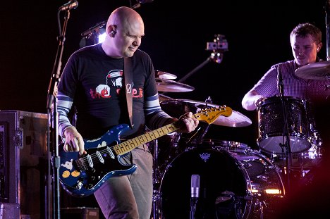 Billy Corgan, Mike Byrne - Smashing Pumpkins Oceania Live in NYC - Van film