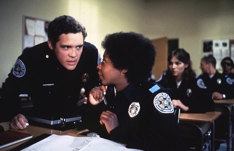 G. W. Bailey, Marion Ramsey, Kim Cattrall - Loca academia de policía - De la película
