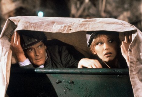 Roger Moore, Tanya Roberts - A View to a Kill - Van film