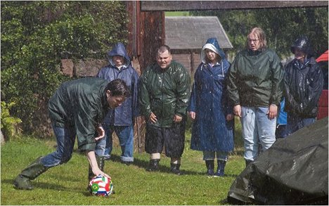 Sverrir Gudnason, Mats Melin, David Gustafsson, Ellinore Holmer, Theresia Widarsson, Bosse Östlin - The Importance of Tying Your Own Shoes - Photos