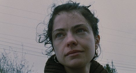 Dolores Fonzi - Salamandra - De la película