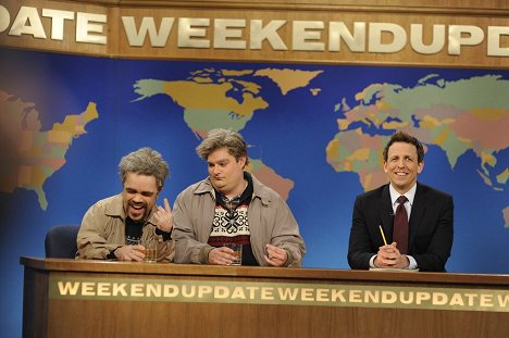 Peter Dinklage, Bobby Moynihan, Seth Meyers - Saturday Night Live - Z filmu