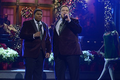 Kenan Thompson, John Goodman - Saturday Night Live - Photos