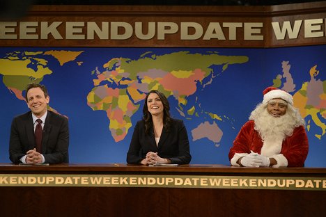 Seth Meyers, Cecily Strong, Kenan Thompson - Saturday Night Live - Photos