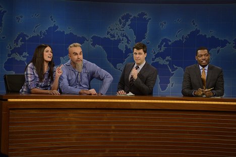 Cecily Strong, Taran Killam, Colin Jost, Michael Che - Saturday Night Live - Photos