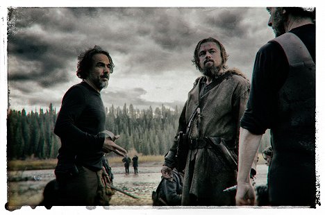 Alejandro González Iñárritu, Leonardo DiCaprio, Emmanuel Lubezki - The Revenant - Van de set