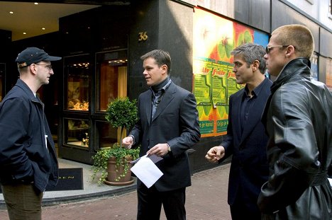Steven Soderbergh, Matt Damon, George Clooney, Brad Pitt - Ocean's Twelve - Dreharbeiten