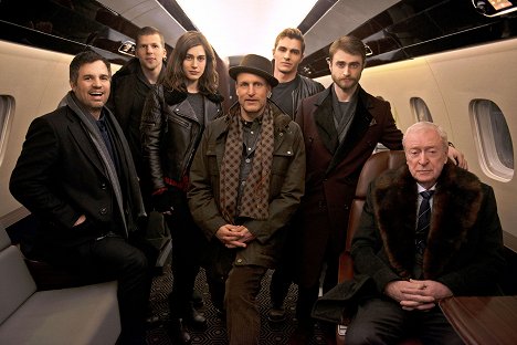 Mark Ruffalo, Jesse Eisenberg, Lizzy Caplan, Woody Harrelson, Dave Franco, Daniel Radcliffe, Michael Caine - Now You See Me 2 - Making of