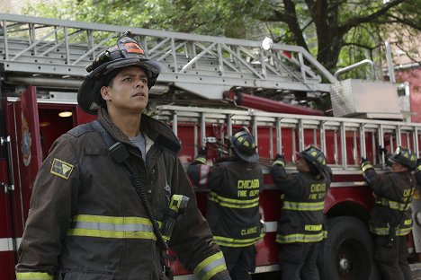 Charlie Barnett - Chicago Fire - Síla moci - Z filmu