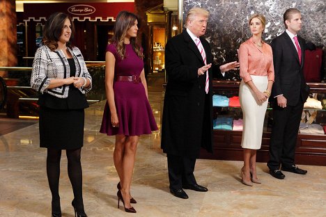 Angie Provo, Melania Trump, Donald Trump, Ivanka Trump, Eric Trump - The Apprentice - Van film