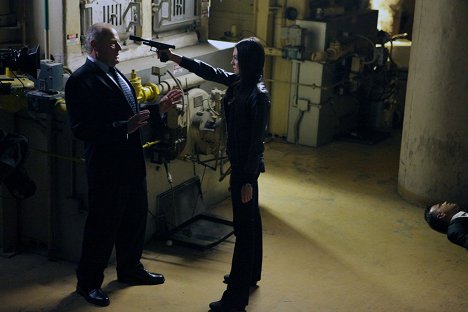Bill Smitrovich, Taylor Cole - The Event - For the Good of Our Country - Filmfotos