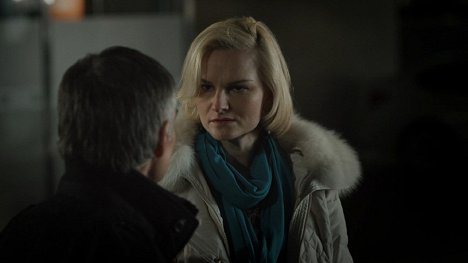 Iva Pazderková - Vraždy v kruhu - Vítěz nejde do finále - Filmfotók