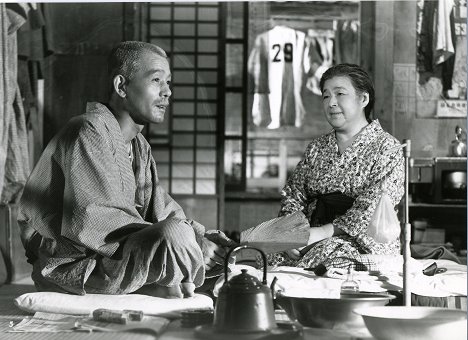 Chishû Ryû, Chieko Higashiyama - Tokiói történet - Filmfotók