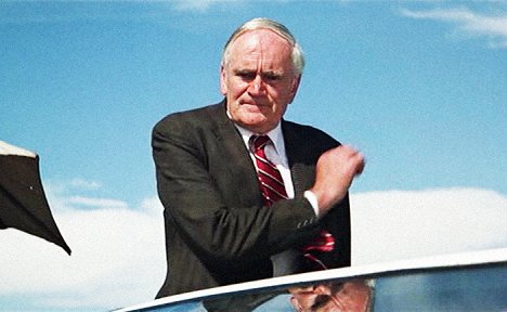 Desmond Llewelyn - The Spy Who Loved Me - Photos